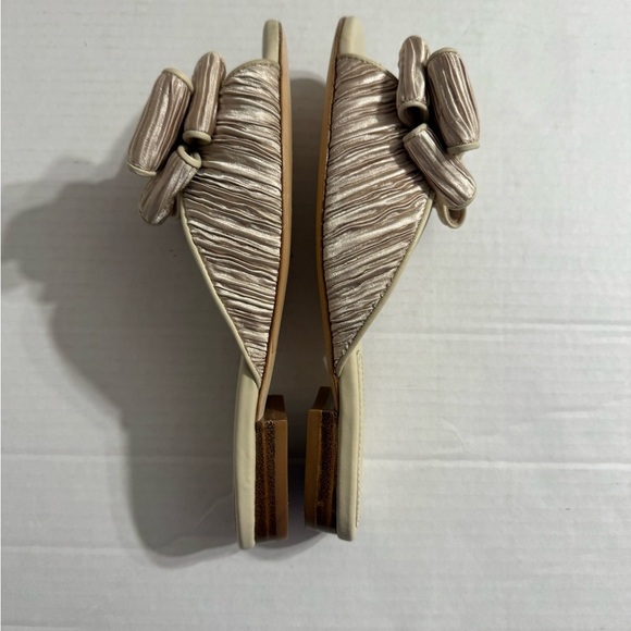 Koko + Palenki Champagne Satin Ruffled Dara Bow Slide Sandal Womens 7 Formal - Picture 6 of 7